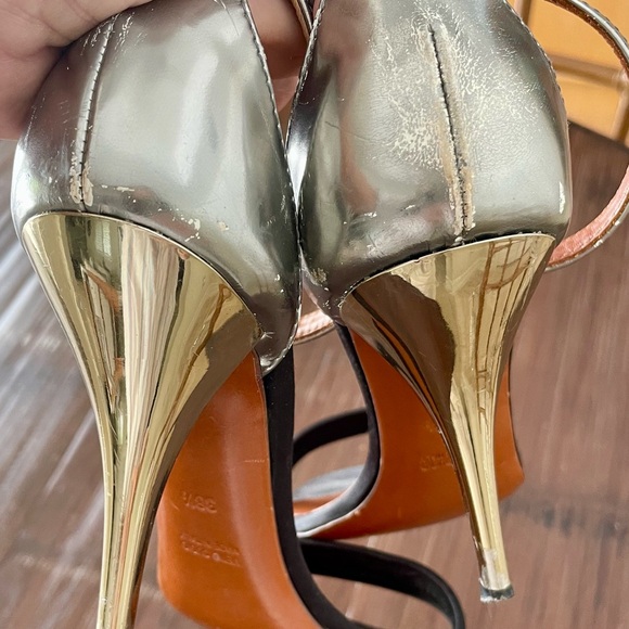 Lanvin black satin cloth with gold heels in size 38 1/2 - Picture 3 of 5